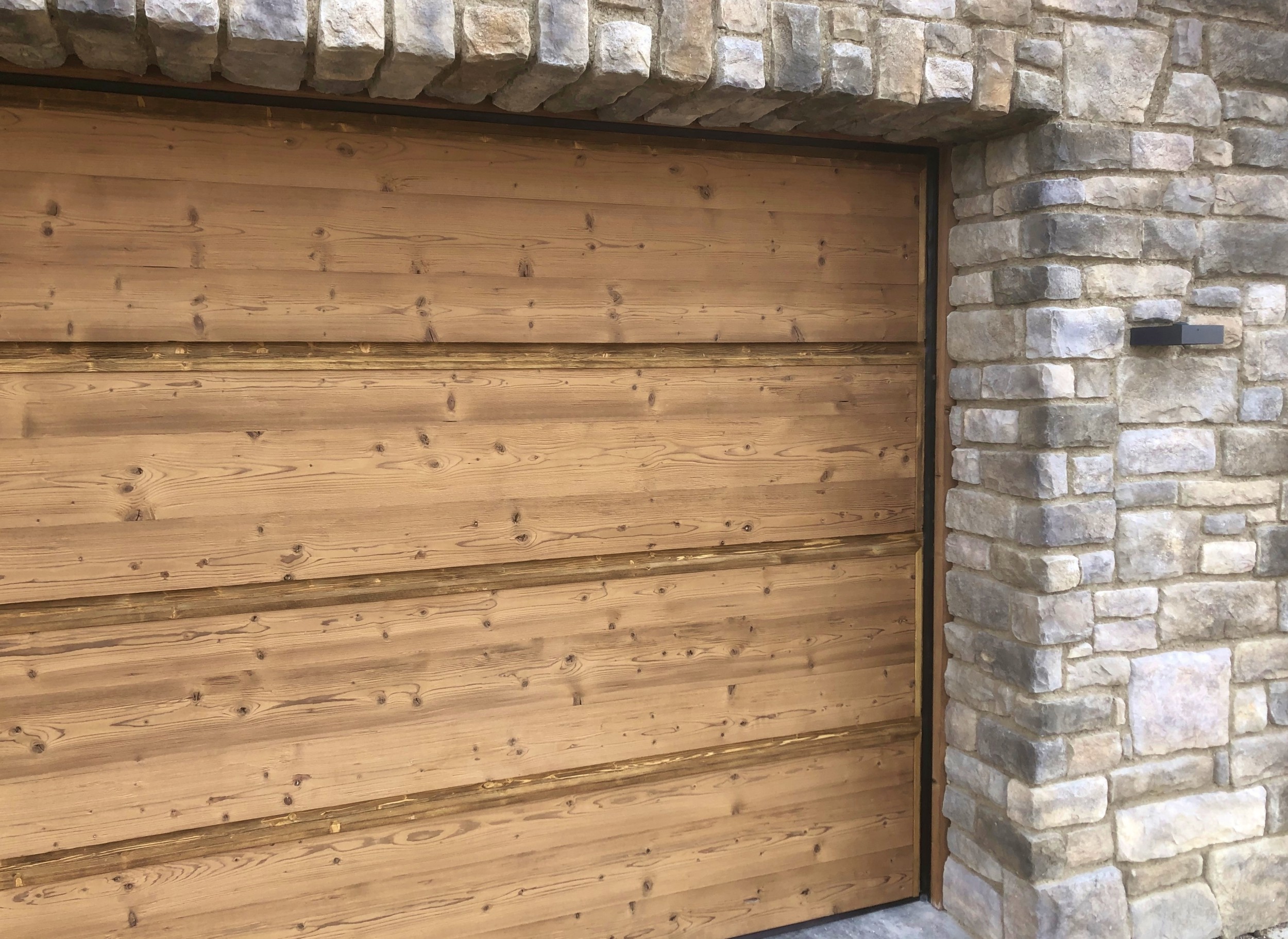 Holz-Sektionaltore - Sektionaltore - ALLEMANN® GmbH Holz- u. Metallprodukte